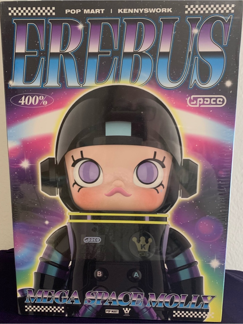 Pop Mart Kennyswork 400% Mega Space Molly Erebus figure